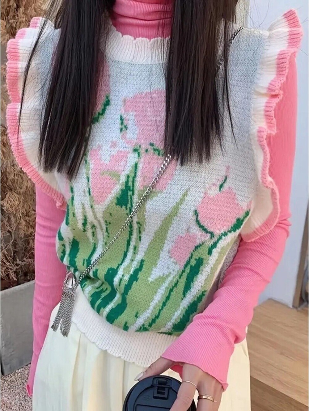 Seen And Be Seen Women’s Med Pink Tulips Ruffle Sleeveless Sweater Vest Feminine